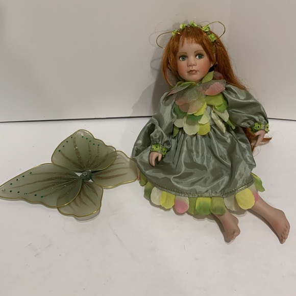 Fairy doll red head porcelain collectible display figurine - Picture 13 of 16